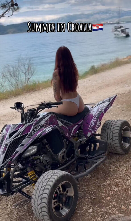 Nacktes geleaktes OnlyFans-Foto von Ninabuettnerfit