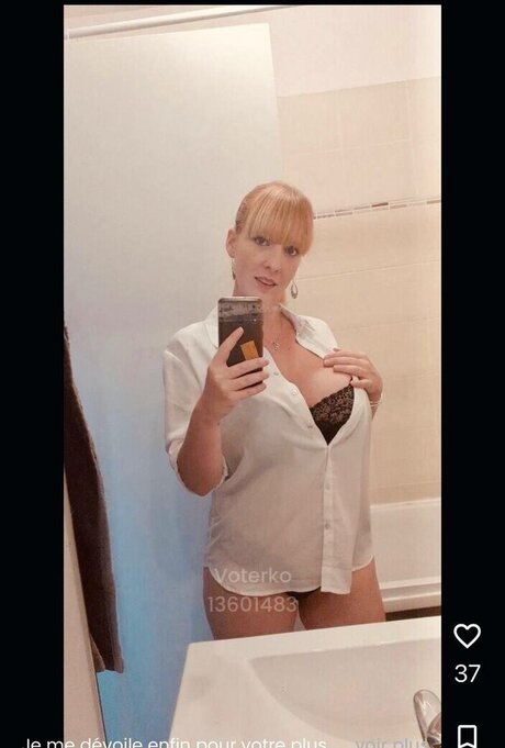 Nacktes geleaktes OnlyFans-Foto von Petitecoco