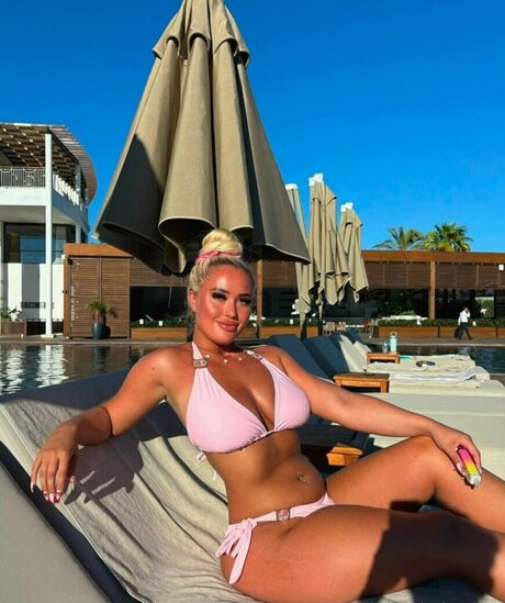 Bigboobzbarbie