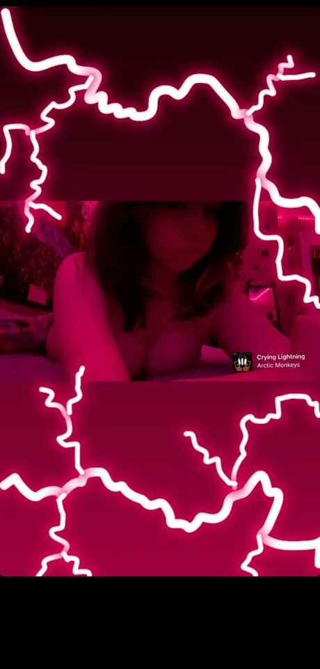 Nacktes geleaktes OnlyFans-Foto von Backseatloversenthusiast