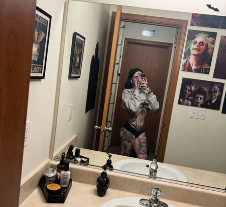 Nacktes geleaktes OnlyFans-Foto von Tyniquewebster