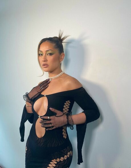 Ellie Zalar