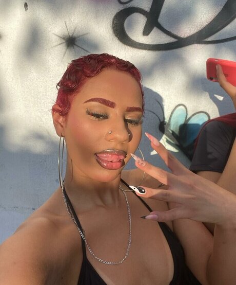 Baddiejuu