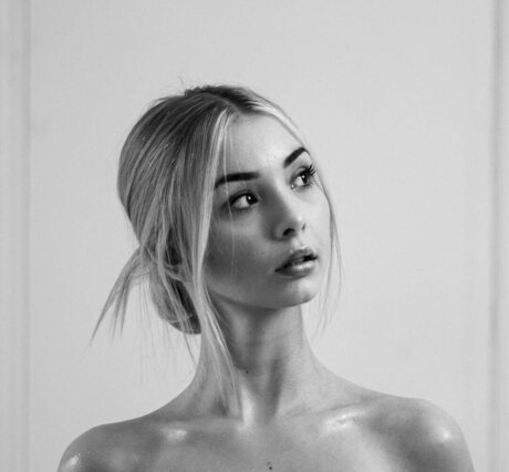 Nacktes geleaktes OnlyFans-Foto von Kamilalenajanicka
