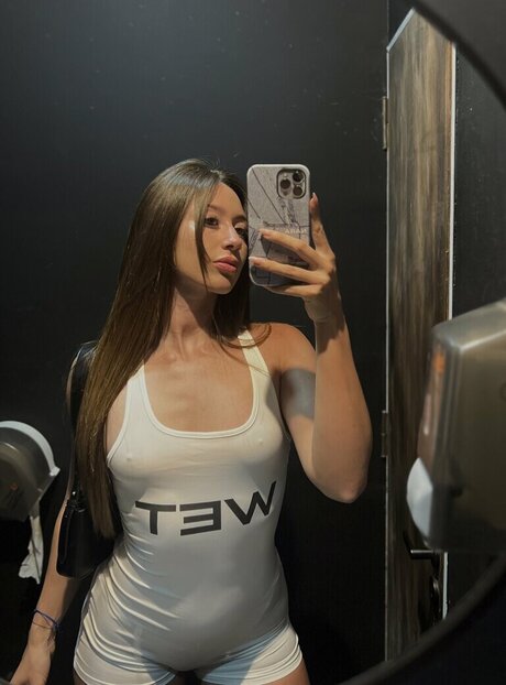 Nara Arce