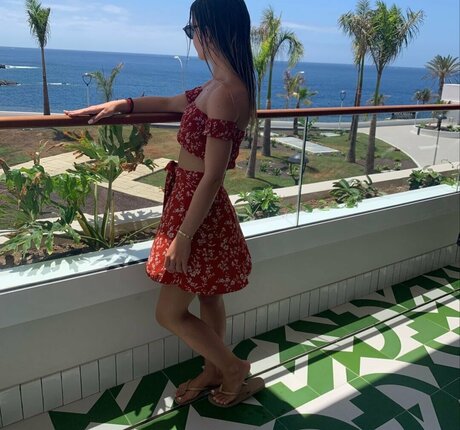 Adrianafeetgirl