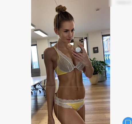 Nacktes geleaktes OnlyFans-Foto von Alina Schulte Im Hoff