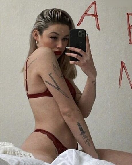 Janaxnell