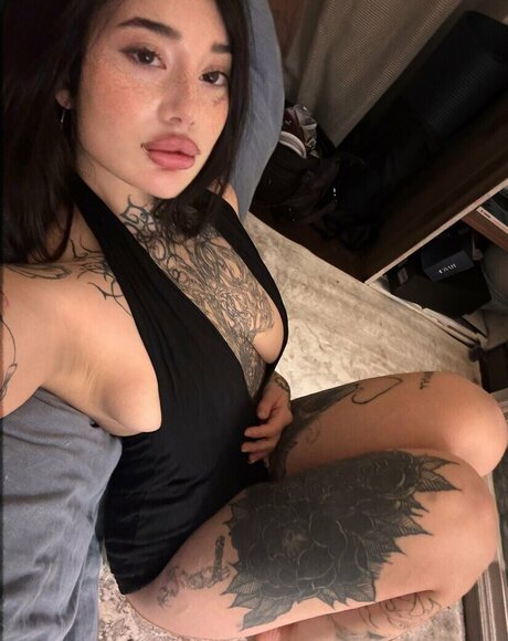 Nacktes geleaktes OnlyFans-Foto von Bjdmuse