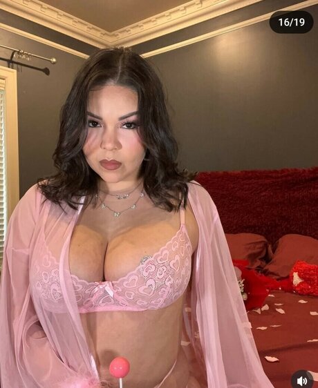 Nacktes geleaktes OnlyFans-Foto von Amandatelek