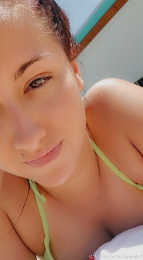 Victoria Santos