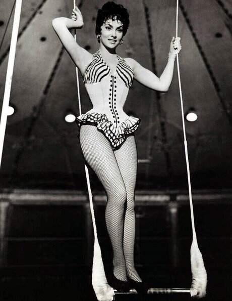 Vintage Sexy Celebs