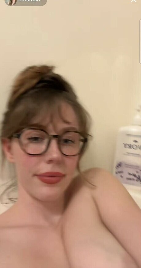 Nacktes geleaktes OnlyFans-Foto von Ctrlaltgirl