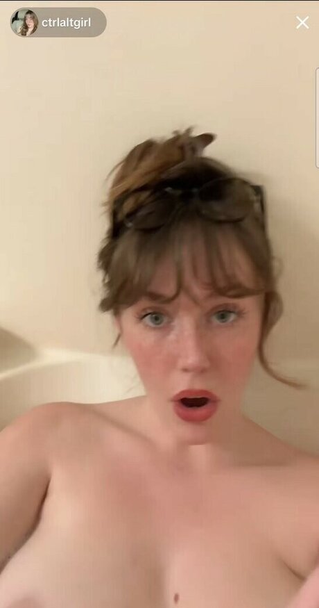 Nacktes geleaktes OnlyFans-Foto von Ctrlaltgirl