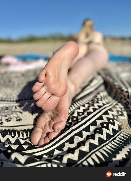 Nacktes geleaktes OnlyFans-Foto von Eat4feet
