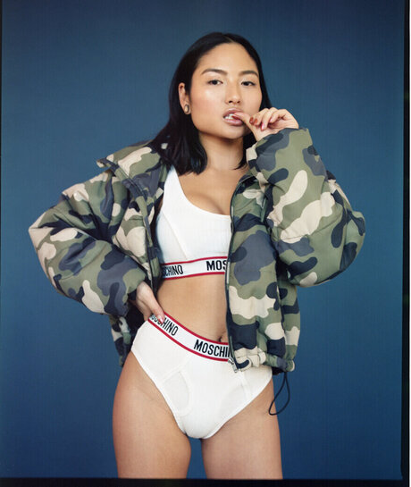 Nacktes geleaktes OnlyFans-Foto von Janet Yuan