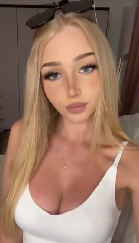 Nacktes geleaktes OnlyFans-Foto von Nadjana