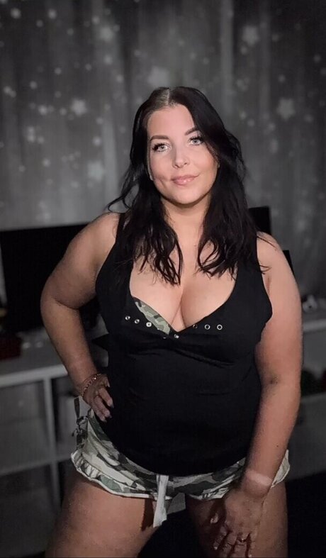 NinaNiceTV