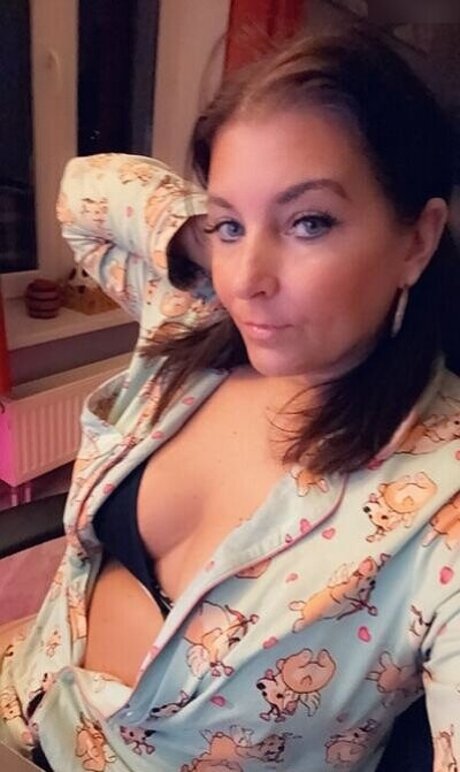 NinaNiceTV