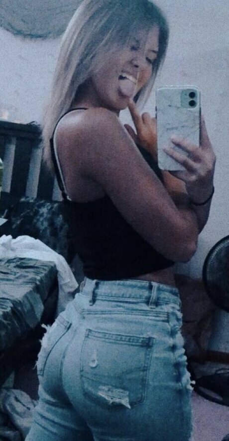 Kalia Hundley