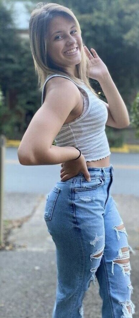 Kalia Hundley
