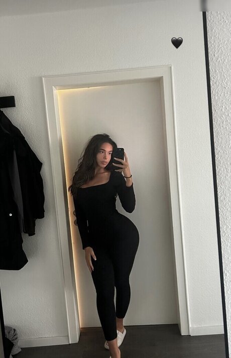 Nacktes geleaktes OnlyFans-Foto von Lya Aylin