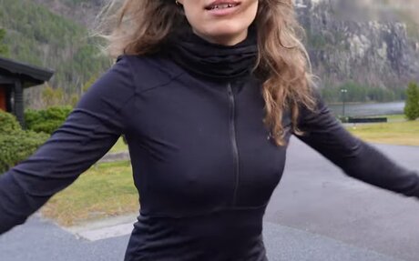 Sabrina Outdoor