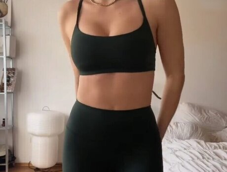 Carla Sophie Schell