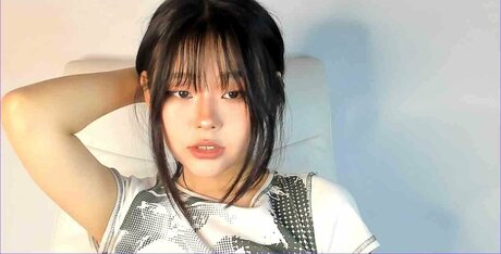 Nacktes geleaktes OnlyFans-Foto von Heeyoung11