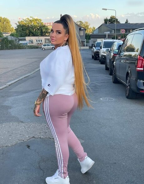 Schwesta Ewa