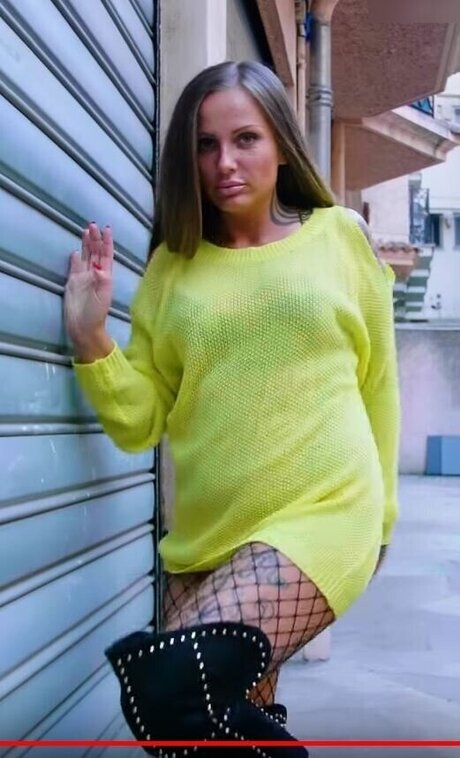 Nacktes geleaktes OnlyFans-Foto von Schwesta Ewa