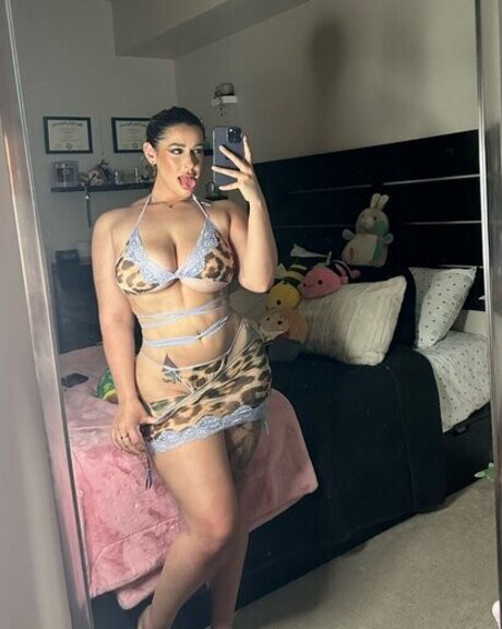 Nikoleashleyy