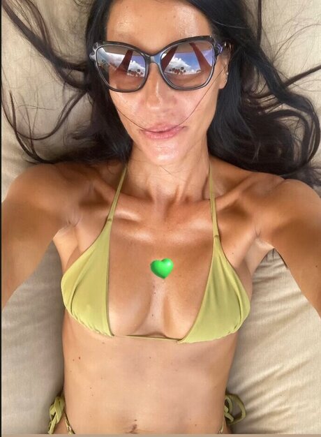 Nacktes geleaktes OnlyFans-Foto von Evaemaria
