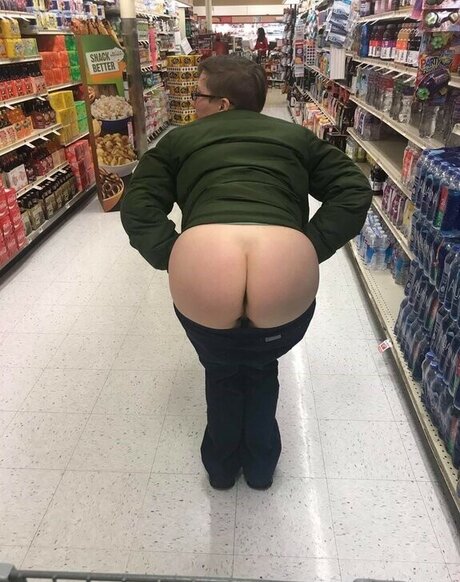 Nacktes geleaktes OnlyFans-Foto von Karatart