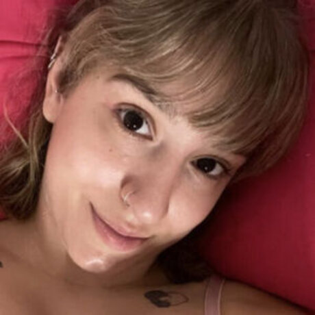 Nacktes geleaktes OnlyFans-Foto von Rizzeclover