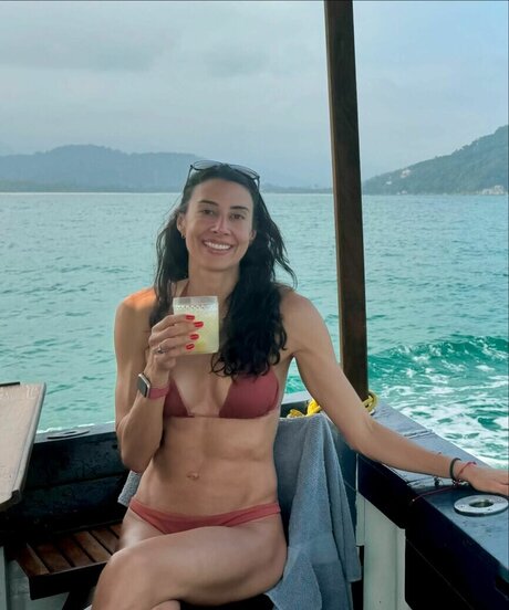 Sheilla Castro