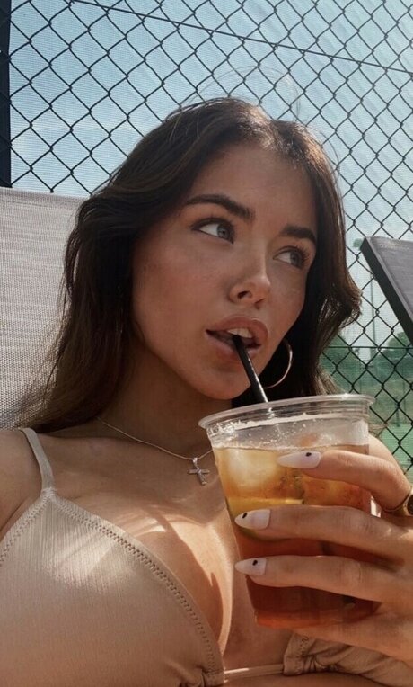 Clarissa Bea