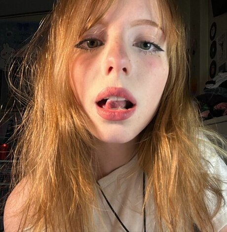Nacktes geleaktes OnlyFans-Foto von Spideryyem