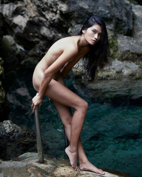Nacktes geleaktes OnlyFans-Foto von Janine Tugonon
