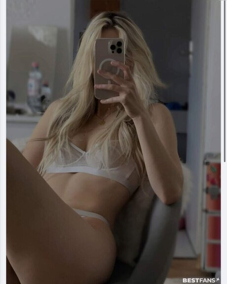 Nacktes geleaktes OnlyFans-Foto von Josily