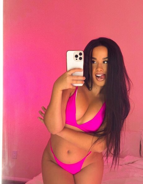 Nacktes geleaktes OnlyFans-Foto von La Elvira