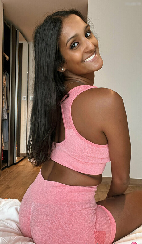 Lea Monet