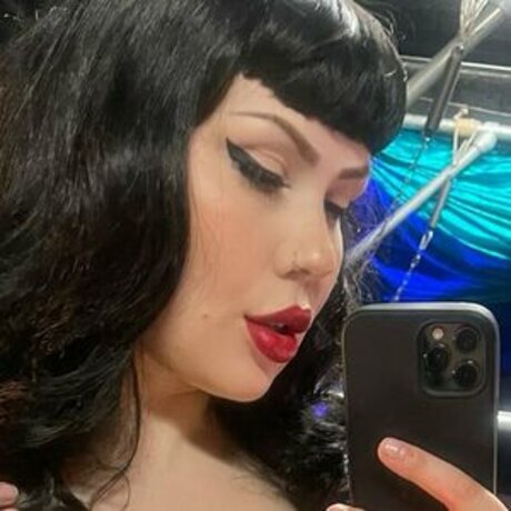 Nacktes geleaktes OnlyFans-Foto von Missivyrosescarlett