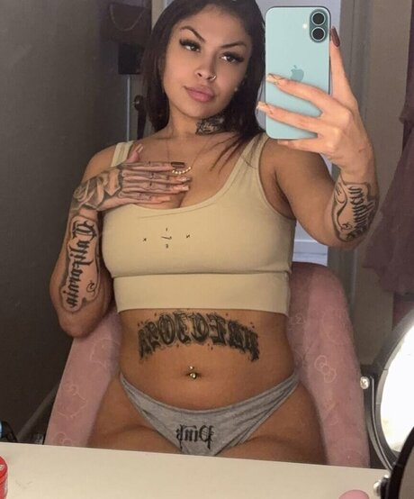 Nacktes geleaktes OnlyFans-Foto von Rippnhitzz