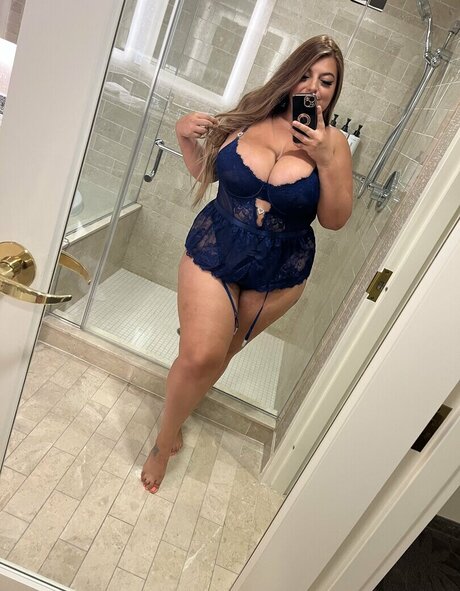 Nacktes geleaktes OnlyFans-Foto von Calista Diamandis
