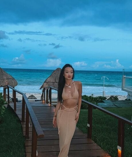 Nacktes geleaktes OnlyFans-Foto von Callina Liang