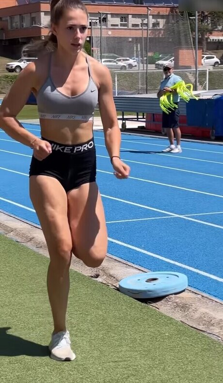 Clara Fernández