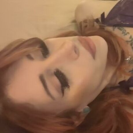 Nacktes geleaktes OnlyFans-Foto von Peggingattiffanys