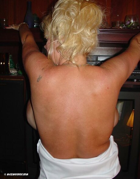 Maxi Mounds