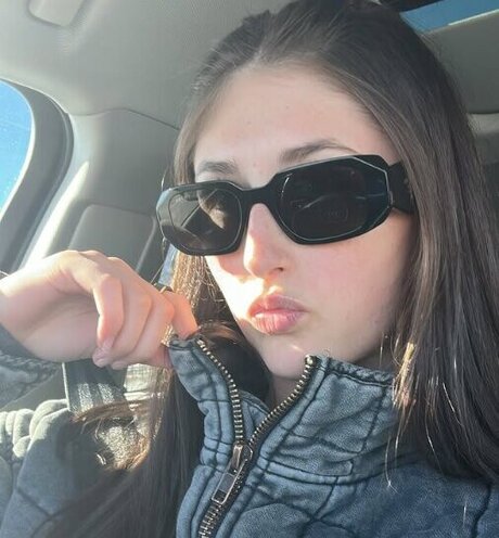 Nacktes geleaktes OnlyFans-Foto von Lia Block